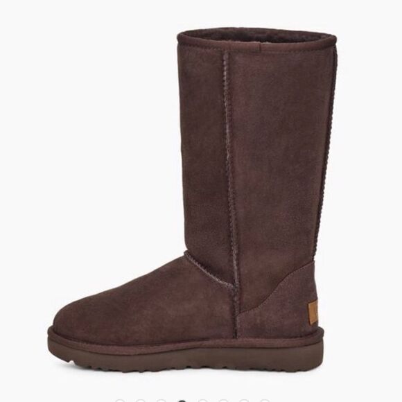 Classic Ugg Tall Boot Chocolate 5 EUC - Picture 1 of 15